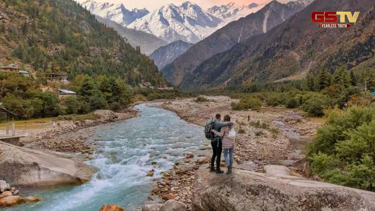 Travel Destination / વેલેન્ટાઈન વીકને ખાસ બનાવવા માંગો છો? તો પાર્ટનર સાથે આ સ્થળોની લો મુલાકાત