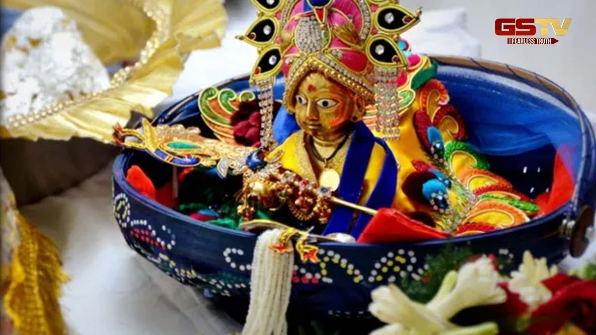 શિયાળામાં બાળ ગોપાલને અર્પણ કરો આ વસ્તુઓ, ખુશીઓથી ભરી દેશે તમારું જીવન