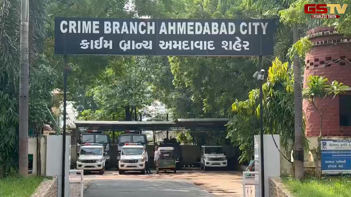 અમદાવાદમાં ઓનલાઈન છેતરપિંડી મામલે ક્રાઈમ બ્રાન્ચે ત્રણ શખ્સની કરી ધરપકડ
