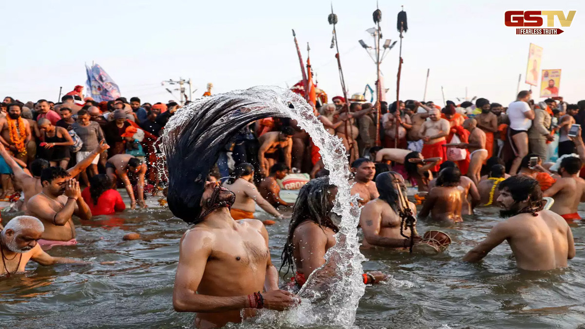ગંગા સ્નાન કરતી વખતે કેટલા ડૂબકી લગાવવી જોઈએ?  જાણો શું છે નિયમો