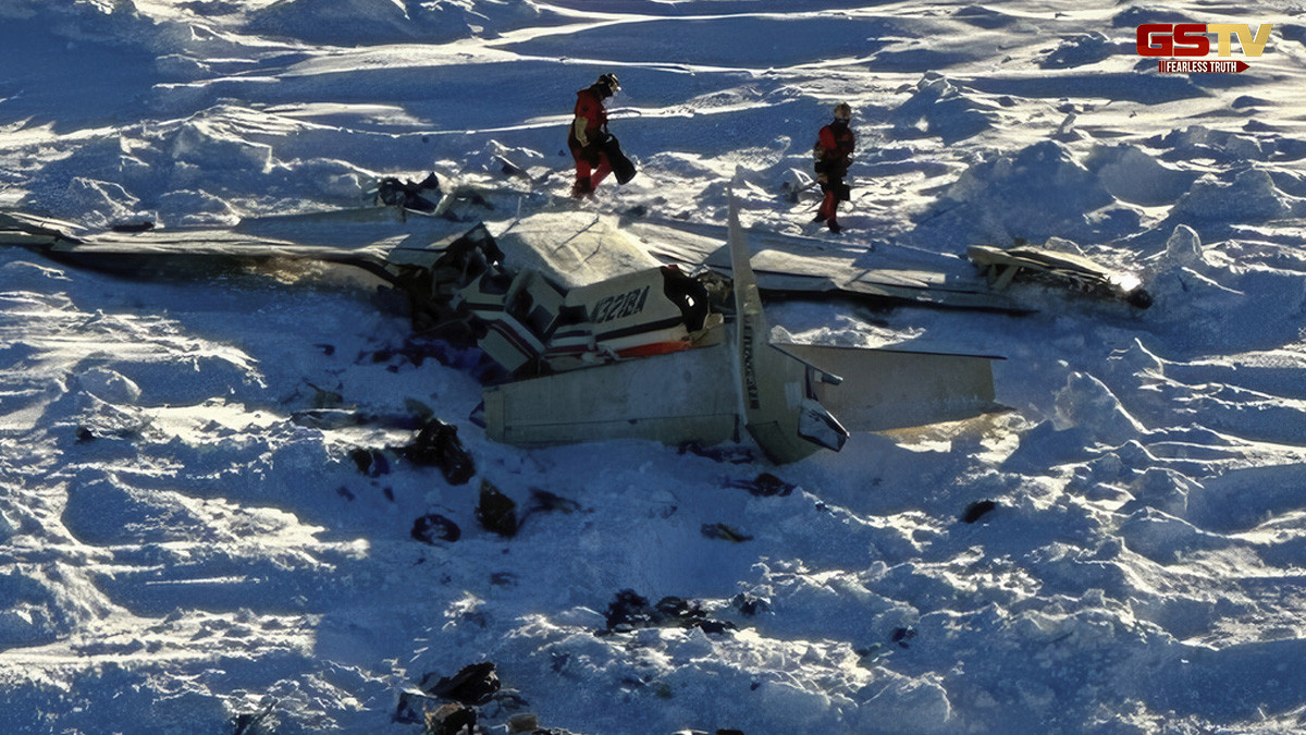 અલાસ્કામાં ગુમ થયેલ પેસેન્જર વિમાન અકસ્માતનો ભોગ બન્યું, દરિયાઈ બરફ પર મળ્યો કાટમાળ; તમામ 10 મુસાફરોના મોત
