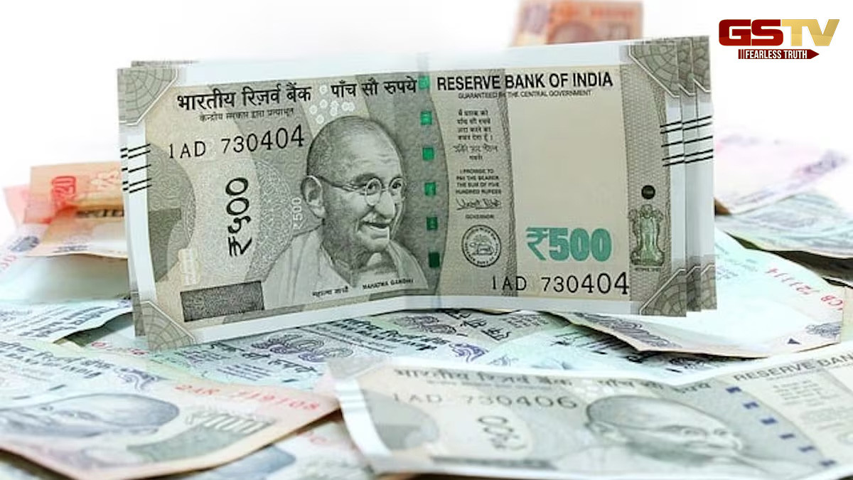 SBI કે પોસ્ટ ઓફિસ, FD પર કોણ આપી રહ્યું છે વધુ વ્યાજ? જાણો વિગતો