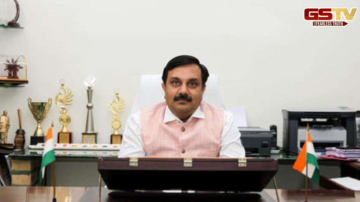 વડોદરા: M S યુનિવર્સિટીમાં વીસી બંગલાનો વિવાદ ઉગ્ર બન્યો, સાંસદે લગાવ્યા ગંભીર આરોપ