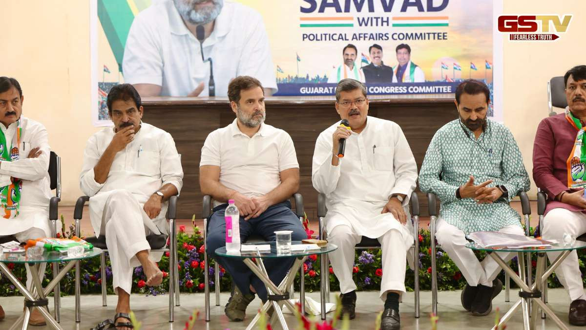 રાહુલ ગાંધીએ પૂર્વ પ્રમુખ અને નેતાઓ સાથે કરી બેઠક, 