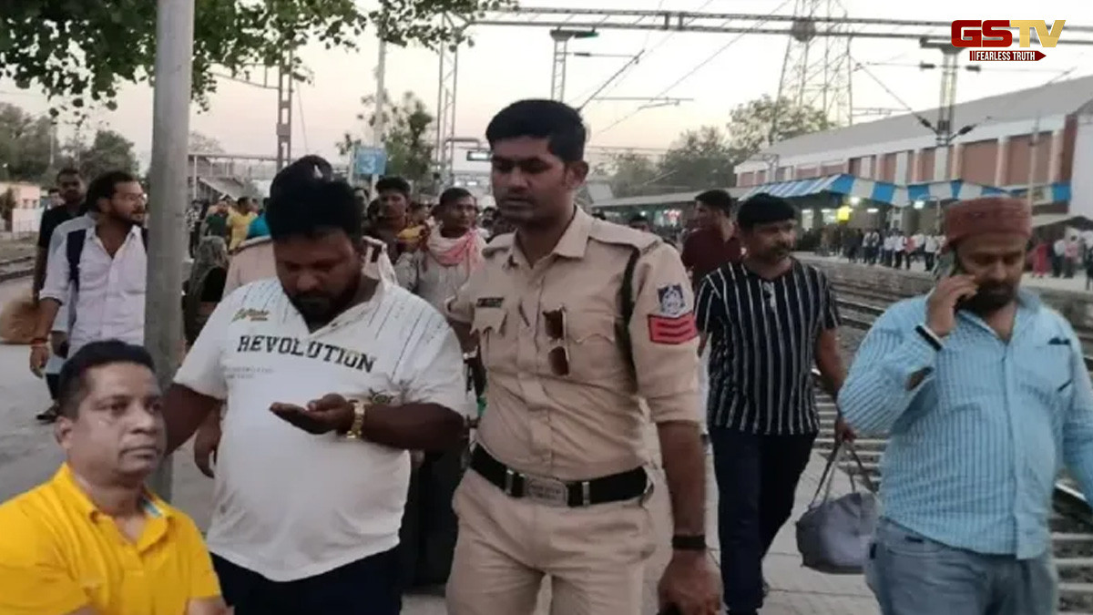 1 લાખ રૂપિયા લો, ખ્રિસ્તી બનો: હિન્દુઓને સારા ભવિષ્યની લાલચ આપતા ગ્રૂપનો આ રીતે ફૂટ્યો ભાંડો