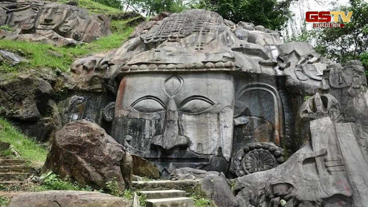 ભારતના આ મંદિરમાં છે 99 લાખ 99 હજાર 999 મૂર્તિઓ, જાણો શા માટે 1 કરોડમાં છે એક ઓછી