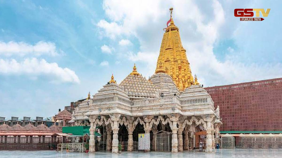 ચૈત્ર નવરાત્રી દરમિયાન માતા દુર્ગાના આ 5 મંદિરોના કરો દર્શન, અહીં પૂર્ણ થશે બધી મનોકામનાઓ