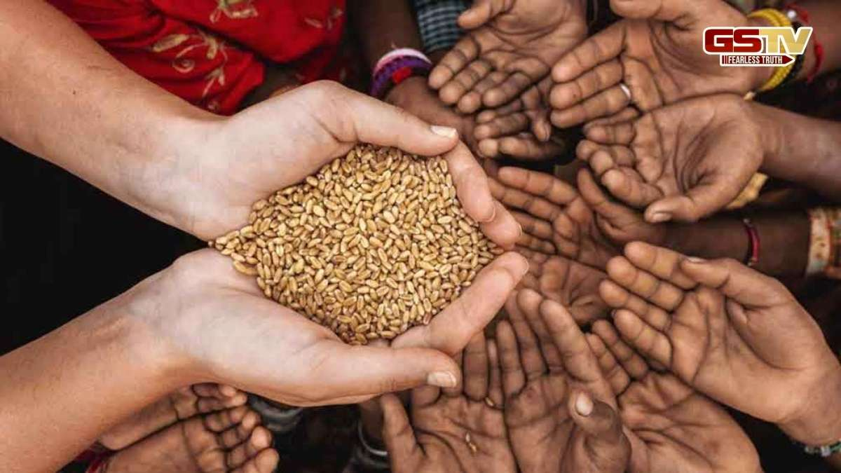 ભૂલથી પણ આ ૫ વસ્તુઓનું દાન કરવું નહીં, રાજામાંથી બની જશો રંક