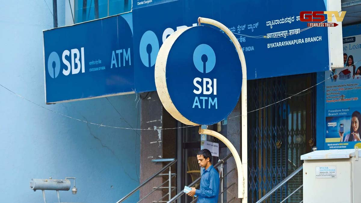 ATMમાં કેશ વિડ્રોઅલથી કમાણી કરવામાં ટોપ પર છે SBI, આ બેંકોને થઈ રહી છે ખોટ, જુઓ 5 વર્ષના આંકડા