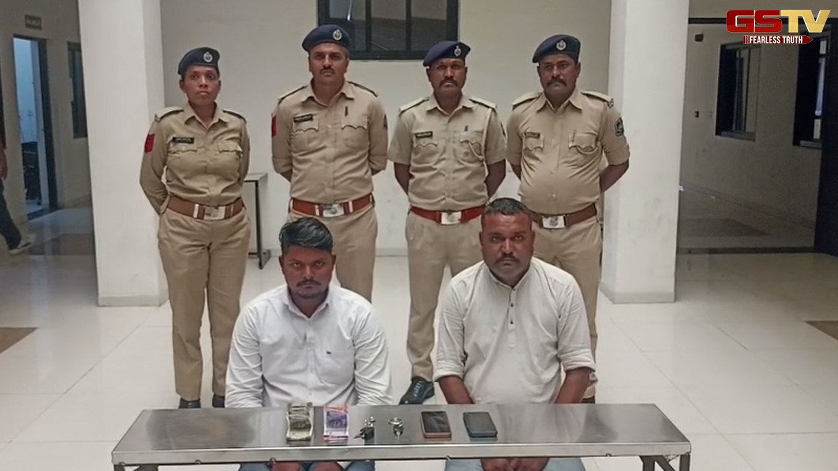 વડોદરામાંથી ફરી 2 નકલી પોલીસ ઝડપાયા, આરોપીઓ પત્રકાર કાં તો પોલીસનો રોફ મારી પૈસા પડાવતા