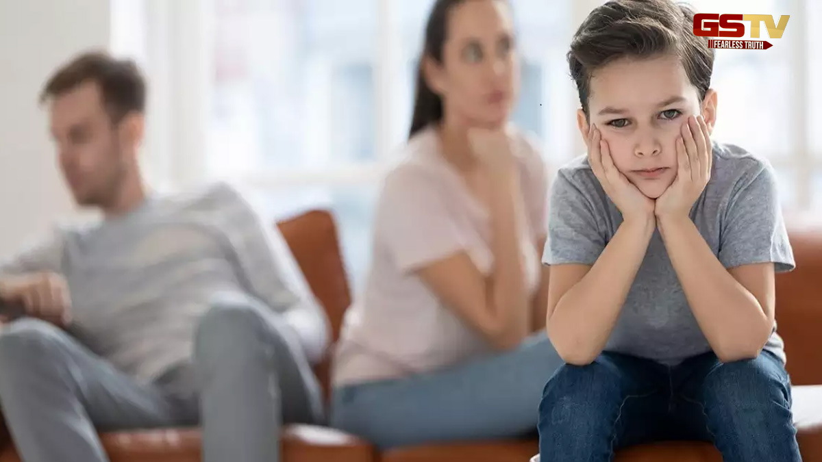 Parenting Tips: માતા-પિતા આ 4 ભૂલો ક્યારેય ના કરતા, નહીં તો તમારું સંતાન એક છત નીચે પણ નહીં રહે!
