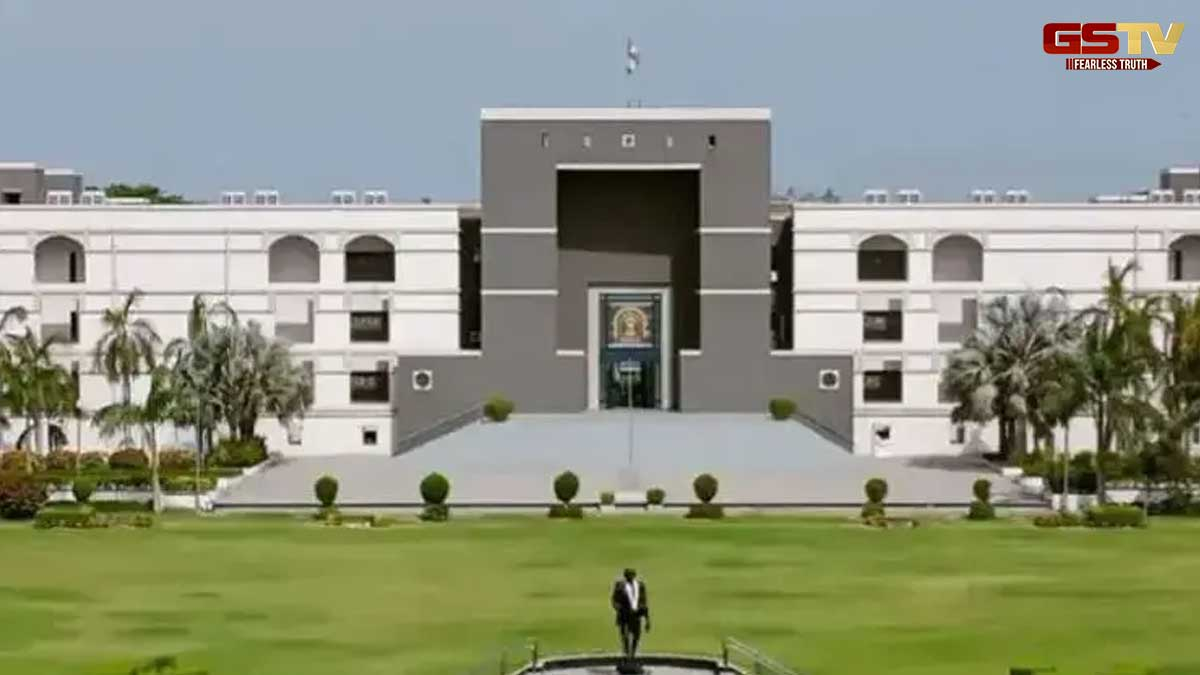 Gujarat High Court: કોર્ટમાં લાઈવ સુનાવણી વચ્ચે અરજદાર સિગારેટના કસ મારતો જોડાયો, વાંચો પછી શું થયું