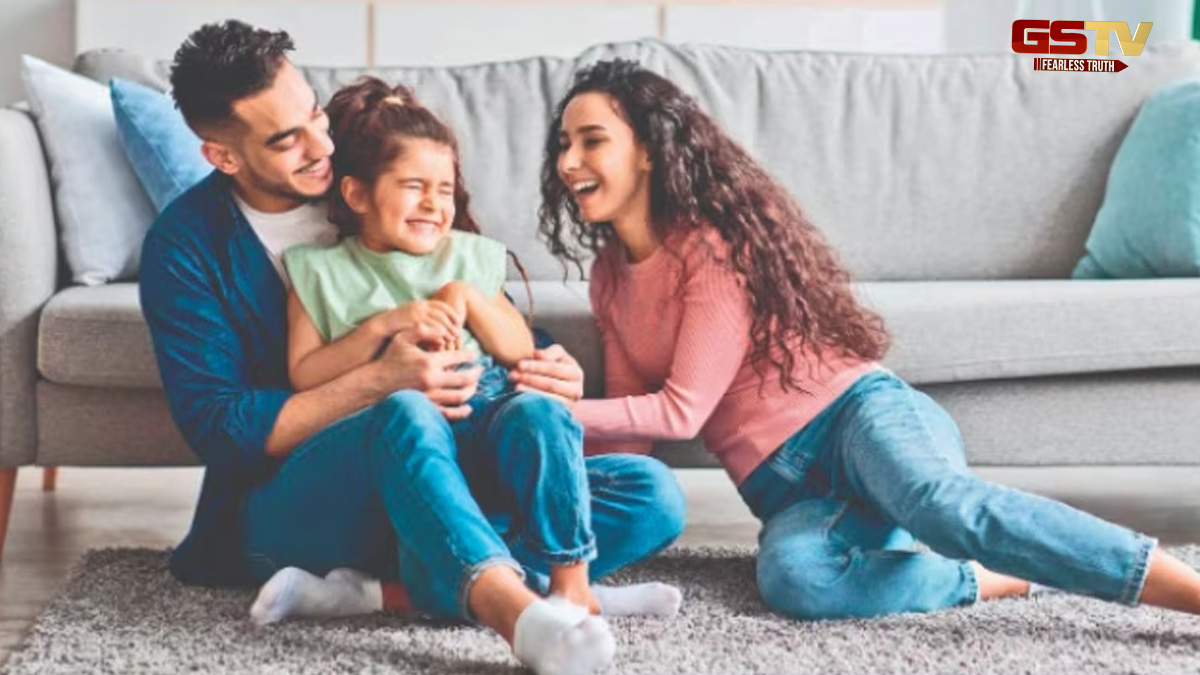Parenting Tips: આત્મવિશ્વાસથી ભરેલા હોય છે આવા માતા-પિતાના બાળકો, તમે પણ અપનાવો આ હેલ્ધી પેરેન્ટિંગ ટિપ્સ