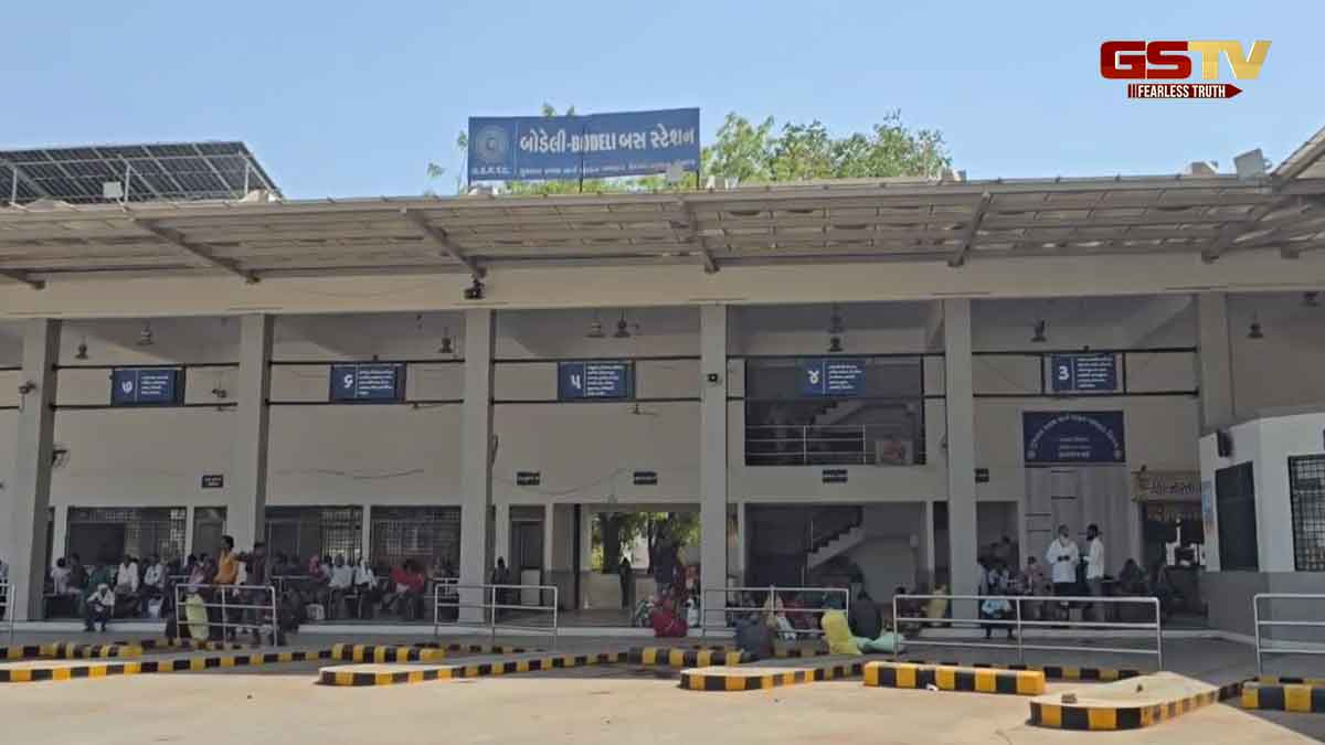 બોડેલી ડેપોમાં ST તંત્રનો અંધેર વહીવટ, CCTV-વોટરકૂલર, દિવાલ ફેન બંધ અને લટકતા વાયર જીવતા બોમ્બ સમાન
