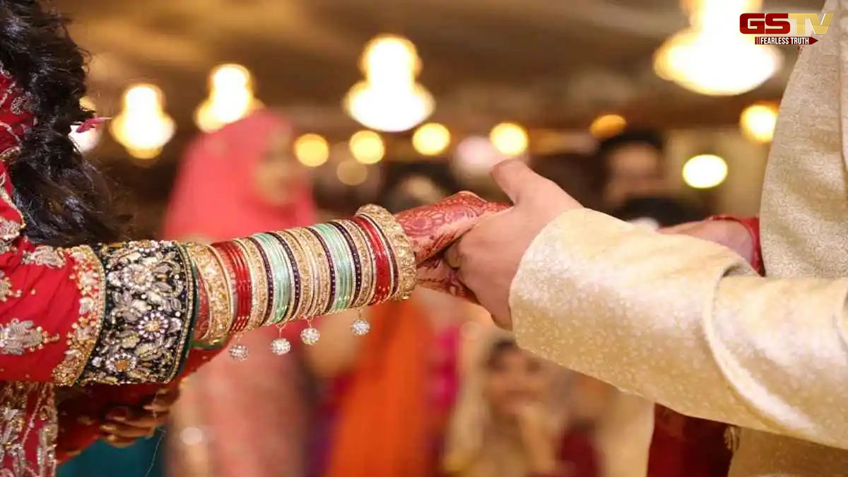 Strange News: ના હોય! દીકરીના મંગેતર સાથે માતા ફરાર થતા ચકચાર, વાંચો આખો ઘટનાક્રમ