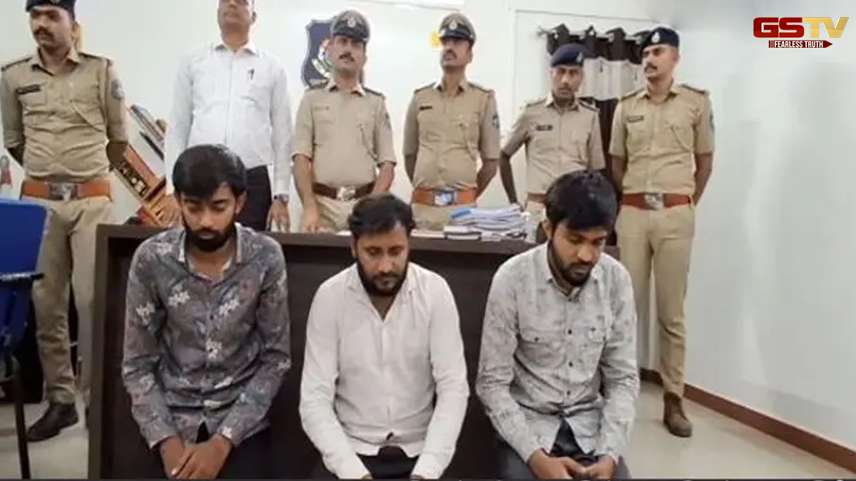 Rajkot News: જેતપુરમાં અસલી સાથે નકલી ચલણી નોટોની હેરાફેરી કરતા ત્રણ ઝડપાયા