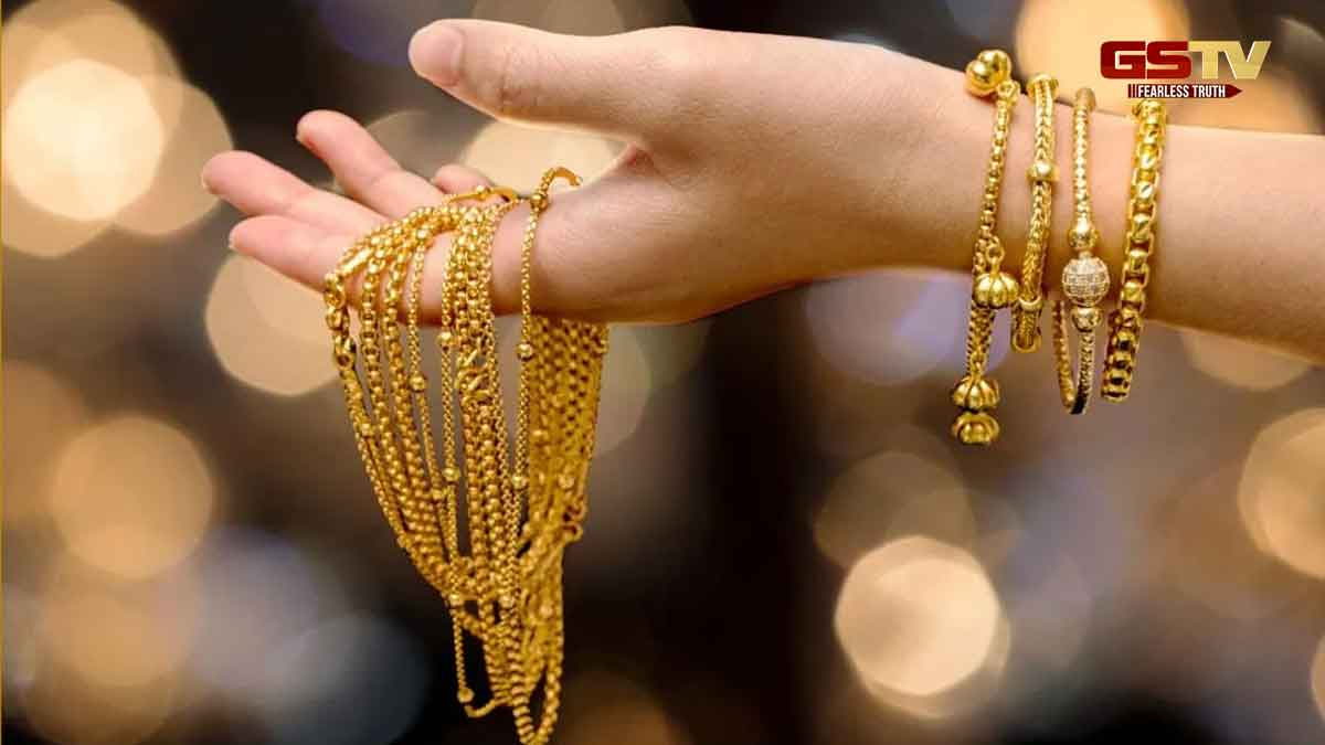 Vastu Tips: ઘરમાં સોનાના દાગીના રાખવાનું યોગ્ય સ્થાન જાણો, સંપત્તિ વધશે ચાર ગણી