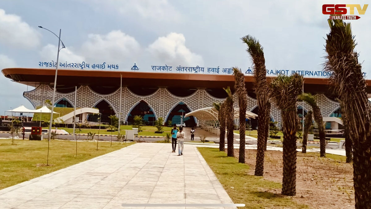 પાકિસ્તાને એર સ્પેસ બંધ કરતા વિકલ્પ માટે રાજકોટ ઈન્ટરનેશનલ એરપોર્ટ 24 કલાક રહેશે કાર્યરત
