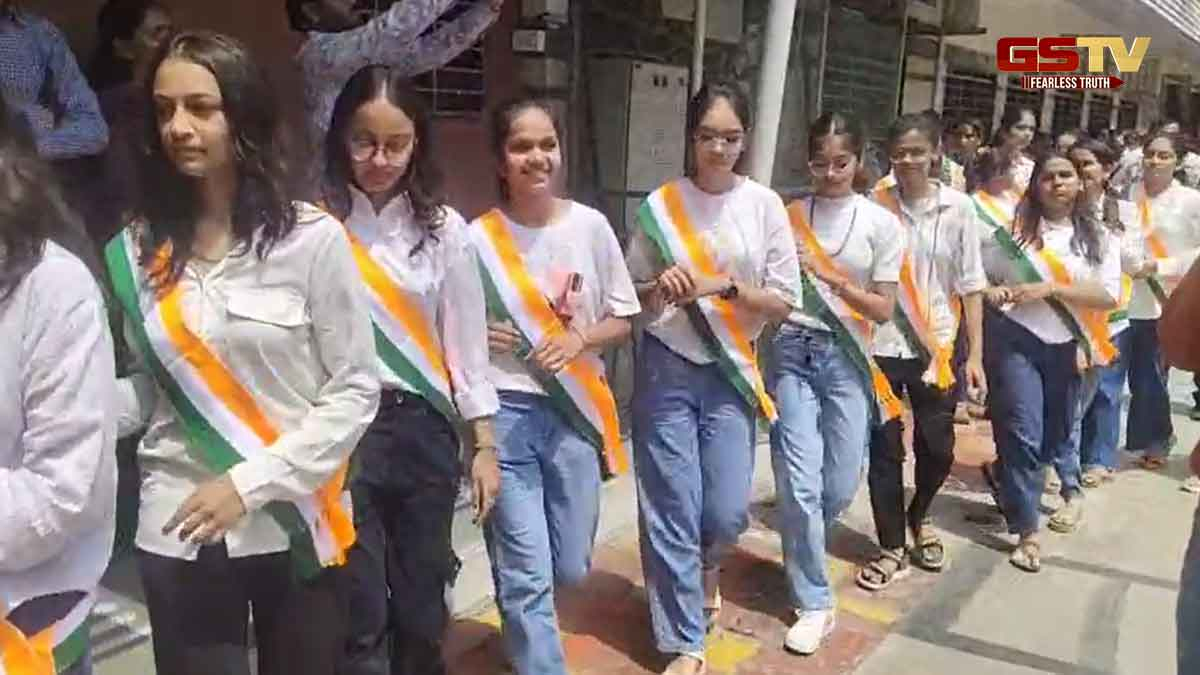 Board Result: સાયન્સના પરિણામમાં Suratનો વાગ્યો ડંકો, 247 વિદ્યાર્થીઓએ મેળવ્યા A-1 ગ્રેડ