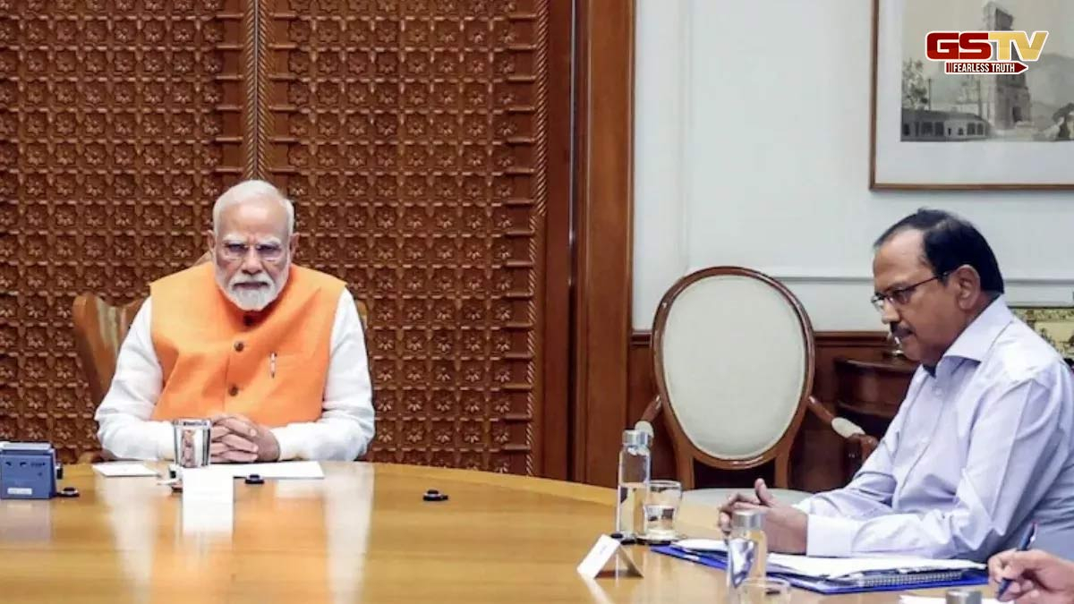 Operation Sindoor: PM મોદીએ આખી રાત 'ઓપરેશન સિંદૂર' પર રાખી નજર, અજીત ડોભાલ અને CDS આપતા હતા માહિતી