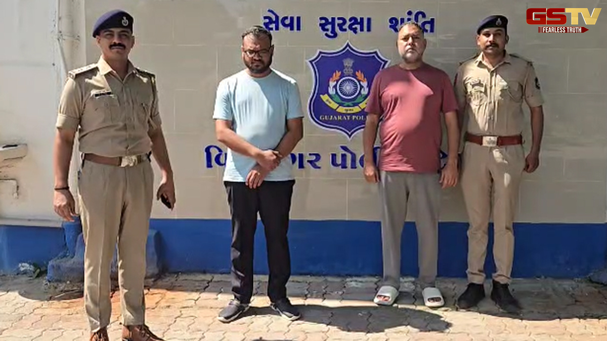 Anand News: બોગસ વર્ક પરમીટ સહિત ખોટા ડોક્યુમેન્ટ પધરાવી ફ્રોડ કરતા પિતા પુત્રની ધરપકડ