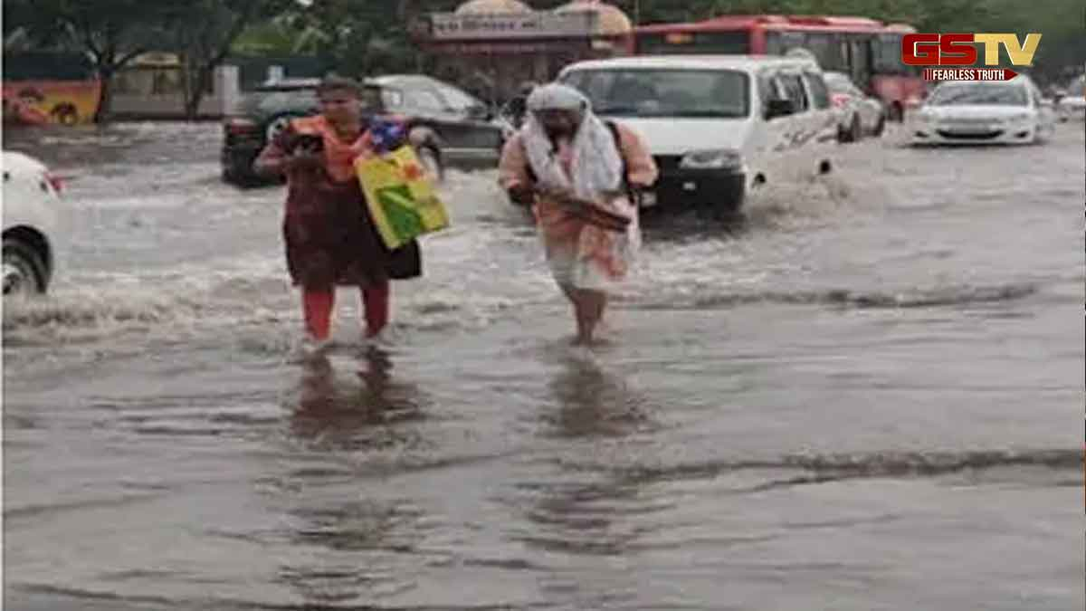 Surat News: કમોસમી વરસાદે સુરત પાલિકાની પોલ છતી કરી, મેયરના દાવા વચ્ચે ભરાયા પાણી