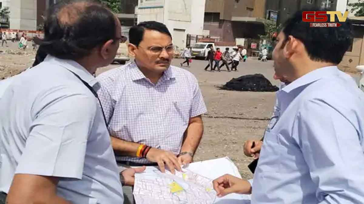 Surat News: ચોમાસા અગાઉ પૂરના સંકટથી બચવા પ્રયાસ, પાલિકાએ કર્યું ખાડીઓની સફાઈનું નિરીક્ષણ
