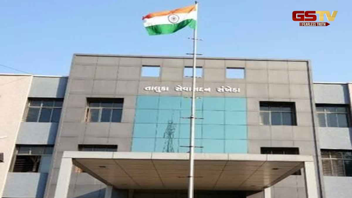 Chhotaudepur News: સંખેડામાં નાયબ મામલતદાર સામે ગંભીર આક્ષેપ, ACBની તપાસની માગ સાથે બાર દ્વારા ઠરાવ