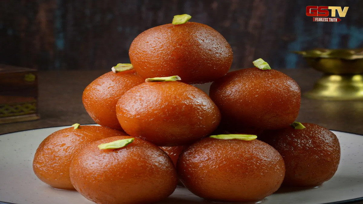 Recipe : બટાકામાંથી બનાવો સોફ્ટ અને ટેસ્ટી ગુલાબ જાંબુ, તો નોંધી લો સરળ રેસીપી