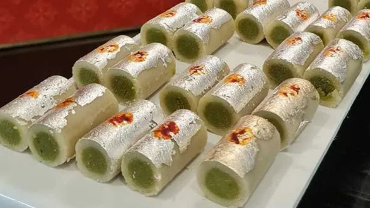 Recipe : રક્ષાબંધનમાં બનાવો દુકાન જેવા કાજુ મખાના પિસ્તા રોલ, બધા કરશે વાહ-વાહ