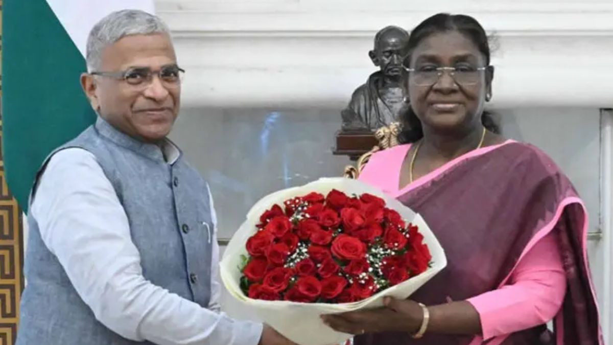 જગદીપ ધનખડના રાજીનામા બાદ હરિવંશની રાષ્ટ્રપતિ મુર્મૂ સાથે મુલાકાત, શું મળી શકે છે મોટી જવાબદારી 