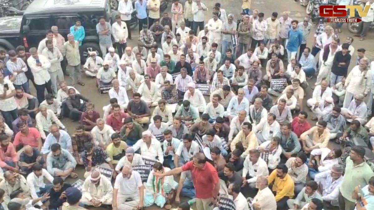 Dwarka news: ખંભાળિયા તાલુકાના 10 ગામોના ખેડૂતો વીજ ધાંધીયાથી પરેશાન, PGVCL કર્મીઓ પર જુગાર રમવાનો આક્ષેપ