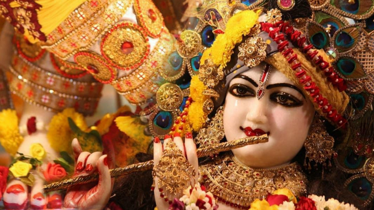 Religion: જન્માષ્ટમી પર આ વસ્તુઓનું દાન ખોલશે સુખ અને સમૃદ્ધિના દ્વાર 