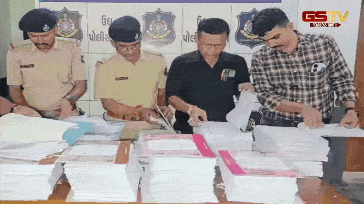 Surat News: 1550 કરોડના સાયબર ફ્રોડ કેસમાં 1.50 લાખ પાનાની ચાર્જશીટ, 88 દિવસમાં 200 સાક્ષીઓના લેવાયા નિવેદન