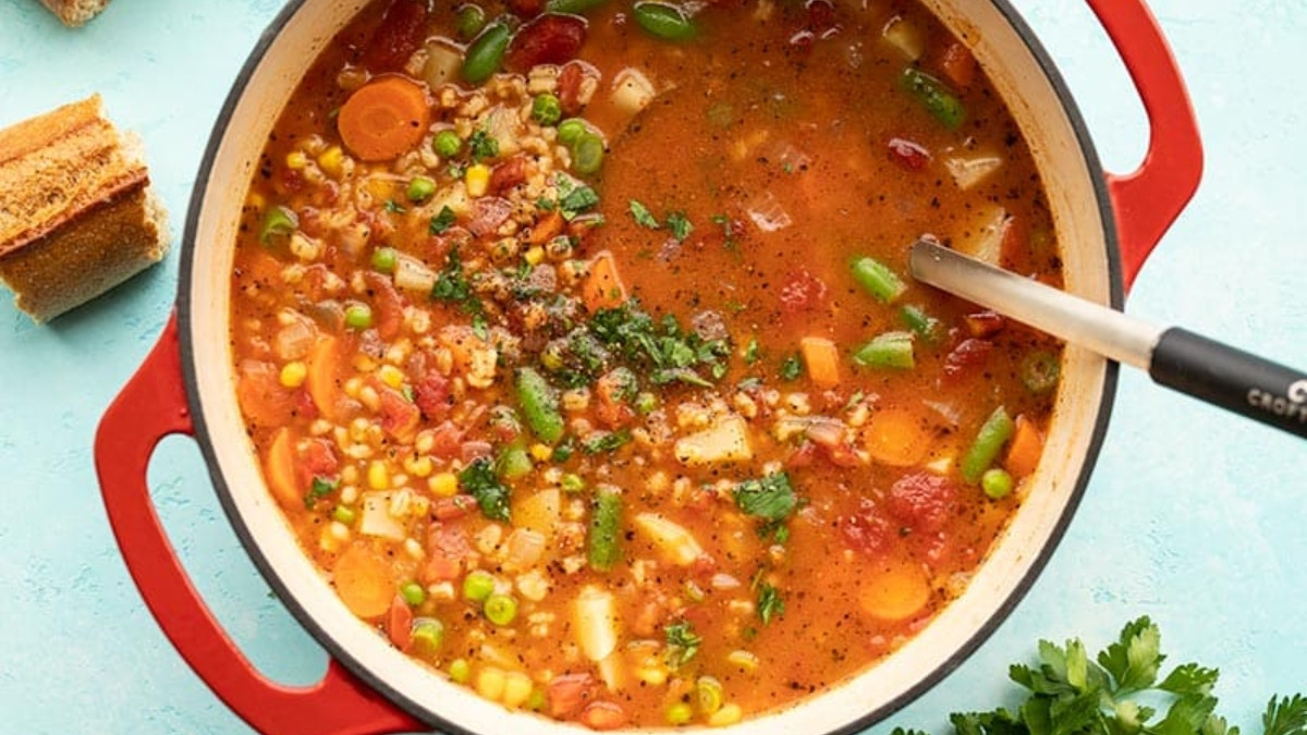 Recipe / વજન ઘટાડવામાં મદદ કરશે જવનો સૂપ, આ સરળ રીતે ઝડપથી તૈયાર કરી લો