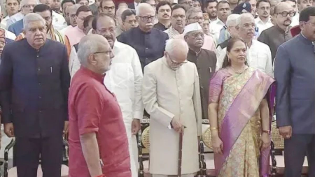 રાજીનામાંના 53 દિવસે જાહેરમાં જોવા મળ્યા જગદીપ ધનખડ, શપથ ગ્રહણમાં રહ્યા હાજર