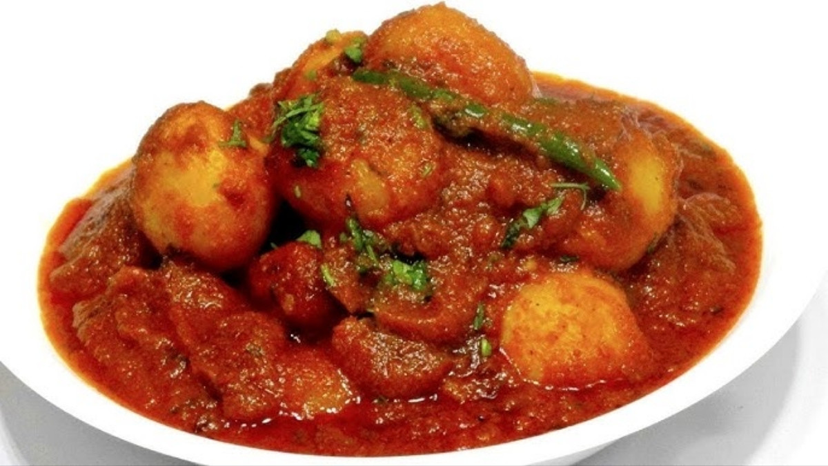 Recipe : રેસ્ટોરન્ટ જેવું દમ આલુ બનાવો ઘરે, જાણો બનાવવાની સરળ રીત