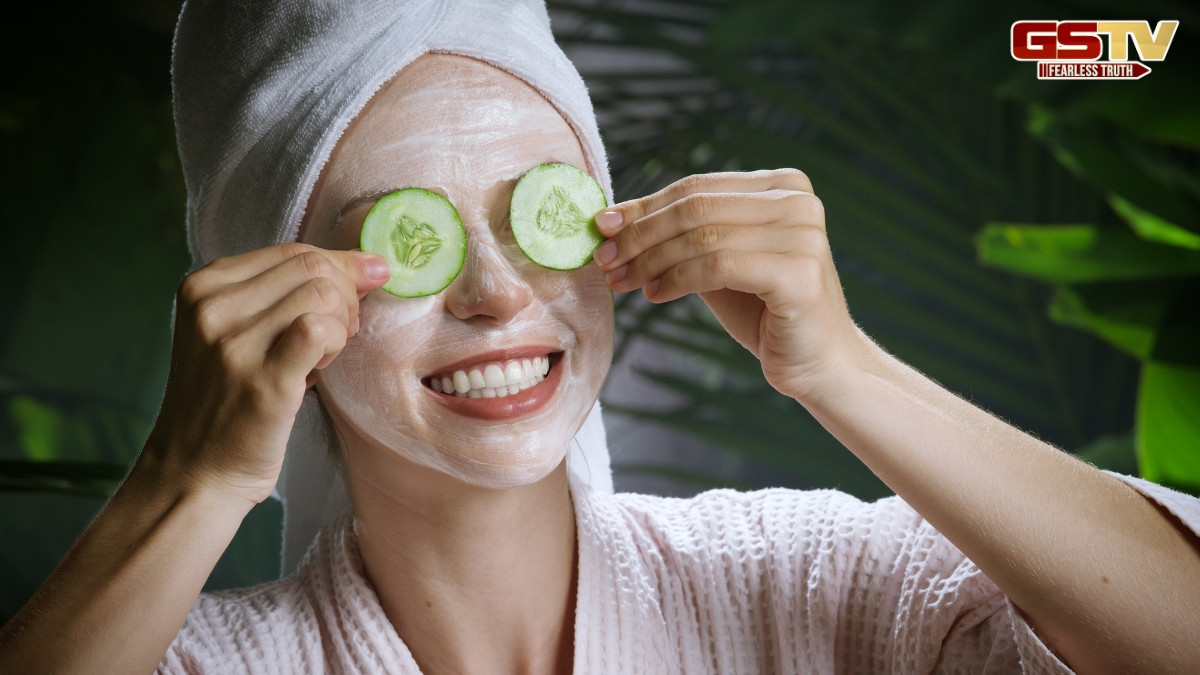 Beauty Tips / ફ્લોલેસ અને ગ્લોઈંગ ત્વચા મેળવવા આ રીતે કરો કાકડીનો ઉપયોગ, દરેક વ્યક્તિ પૂછશે સ્કિન કેરનું રહસ્ય