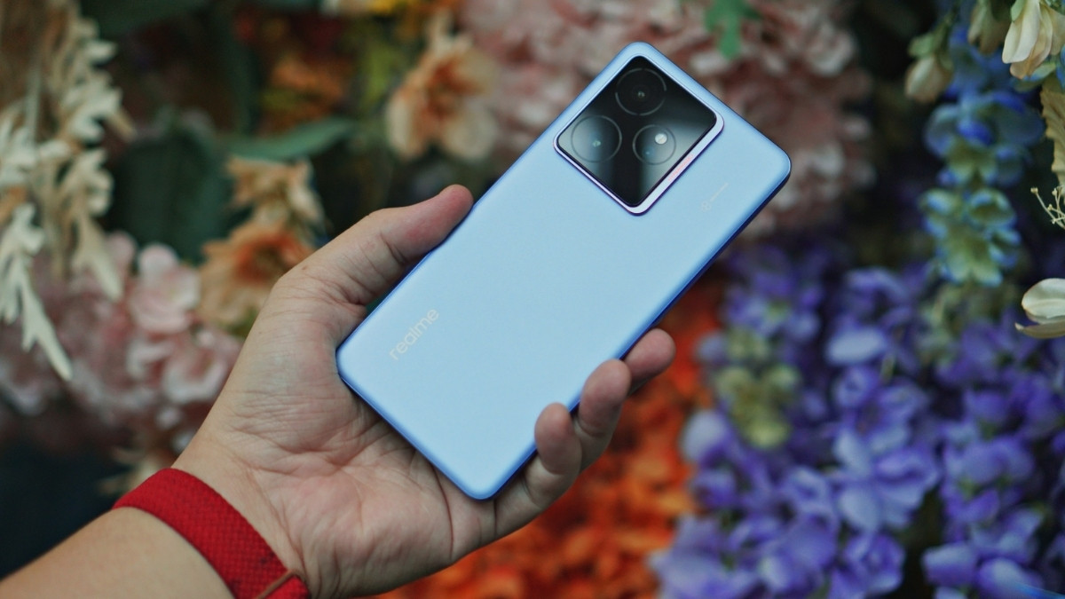 Tech News:  120W ચાર્જિંગ 7000mAh સુધીની બેટરી, મજબૂત કેમેરા અને પ્રોસેસર ધરાવતા ટોચના 3 ફોન