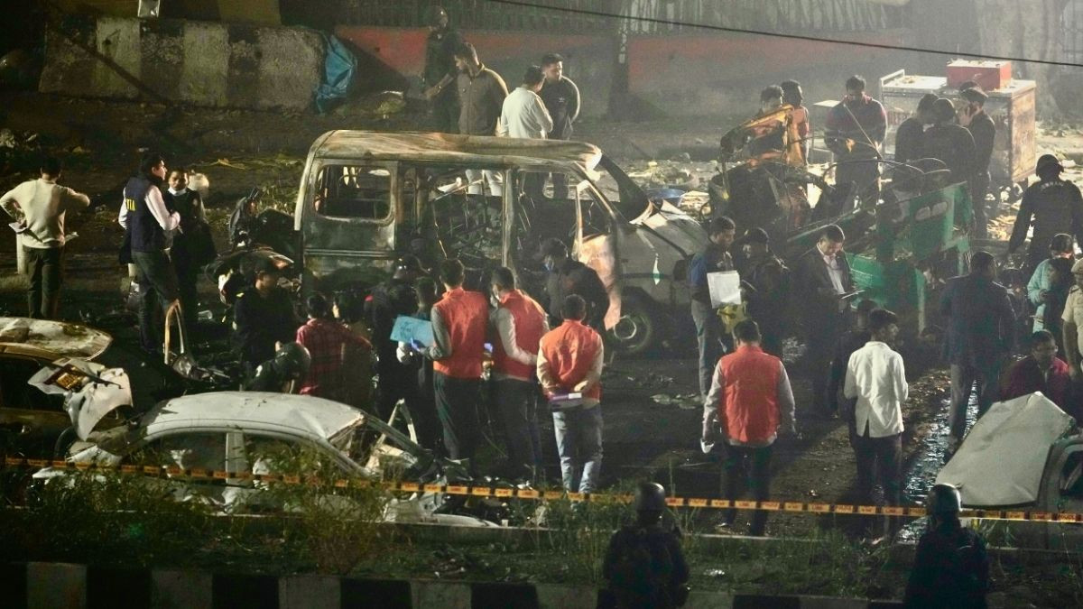 Delhi Car Blast: અધૂરો પ્લાન છોડી આતંકી ઉમરે કર્યો આત્મઘાતી હુમલો, ફરીદાબાદ મોડ્યુલ વિશે મોટા ખુલાસા