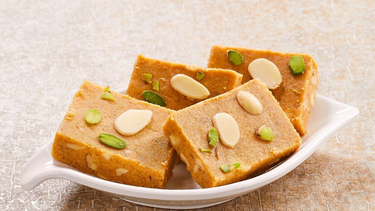 Recipe : કોઈ ઝંઝટ વગર ઝટપટ બનાવો સીંગદાણાની બરફી, જાણો બનાવવાની સરળ રીત