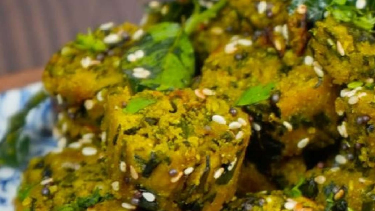Recipe: ઊંધિયાને ટક્કર આપે તેવા લીલા લસણના મુઠીયા