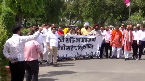 VIDEO: મહિલા અનામત બિલ પર દિલ્હીમાં જંગ! રેખા ગુપ્તાના નેતૃત્વમાં ભાજપની વિરોધ કૂચ, વિપક્ષ પર આકરા પ્રહાર!