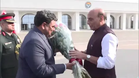 VIDEO: 'આતંકવાદ સૌથી મોટું વૈશ્વિક સંકટ છે', SCO સમિટમાં રક્ષા મંત્રી રાજનાથ સિંહનું નિવેદન