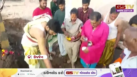 VIDEO : ઉજ્જૈનમાં ખોદકામ દરમિયાન ધરતીની અંદરથી પ્રગટ થયું અત્યંત પ્રાચીન અને ભવ્ય શિવલિંગ