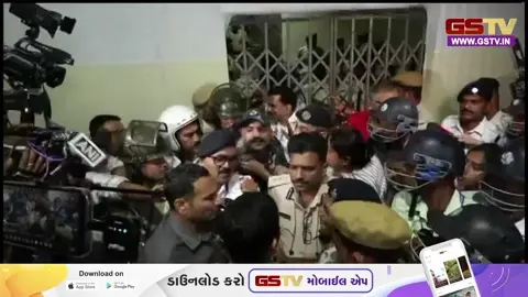 VIDEO/ બંગાળ ચૂંટણીમાં હાઈવોલ્ટેજ ડ્રામા: TMC નેતાઓ રાત્રે જ સ્ટ્રોંગ રૂમની બહાર ધરણા પર બેઠા, બેલેટ બોક્સ સાથે છેડછાડનો આક્ષેપ