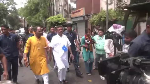 VIDEO: પશ્વિમ બંગાળમાં ભાજપની સરકાર આવતા જ જશ્નનો માહોલ, મંદીર-વિપક્ષના કાર્યલય પર TMCએ કરેલો કબજો ખુલ્યો