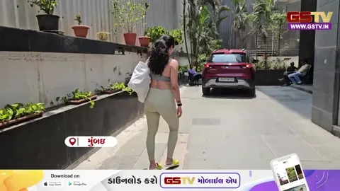 VIDEO: નેહા ભસીન જીમની બહાર જીમ આઉટફિટમાં જોવા મળી, પાપારાઝીને આપ્યા પોઝ