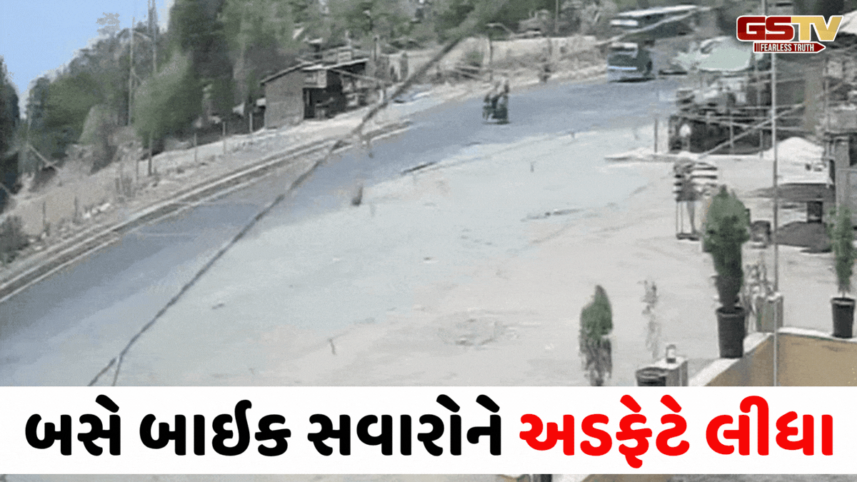 Panchmahalના ટુવા ગામ પાસે ST બસે બે બાઈક સવારોને મારી ટક્કર, એકનું ઘટનાસ્થળે જ મોત