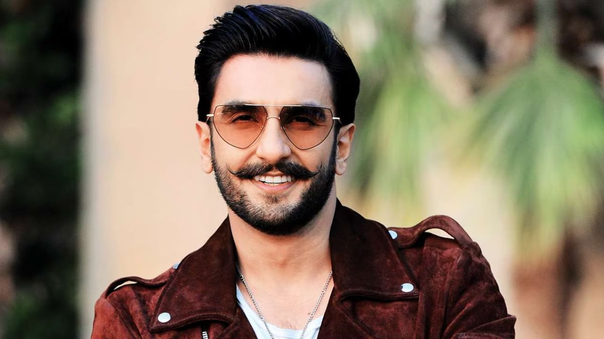 VIDEO: Ranveer singhના કાર કલેક્શનમાં વધુ એક લક્ઝરી કાર સામેલ, ખરીદી ₹6.36 કરોડની ફેરારી 296 GTB